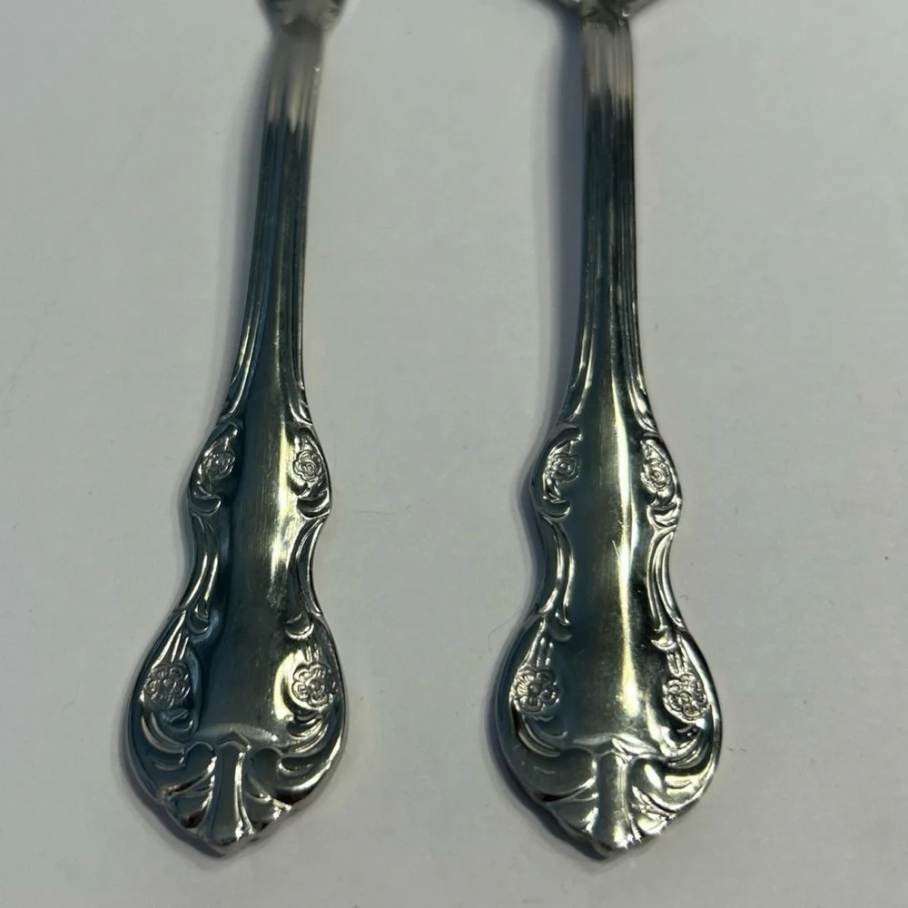 Wallace Silver  CAMDEN 18/10 Stainless  Master Butter Knife & Sugar Spoon EUC